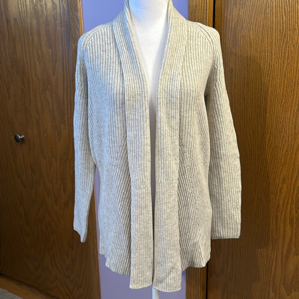 Vince size extra small cardigan sweater.